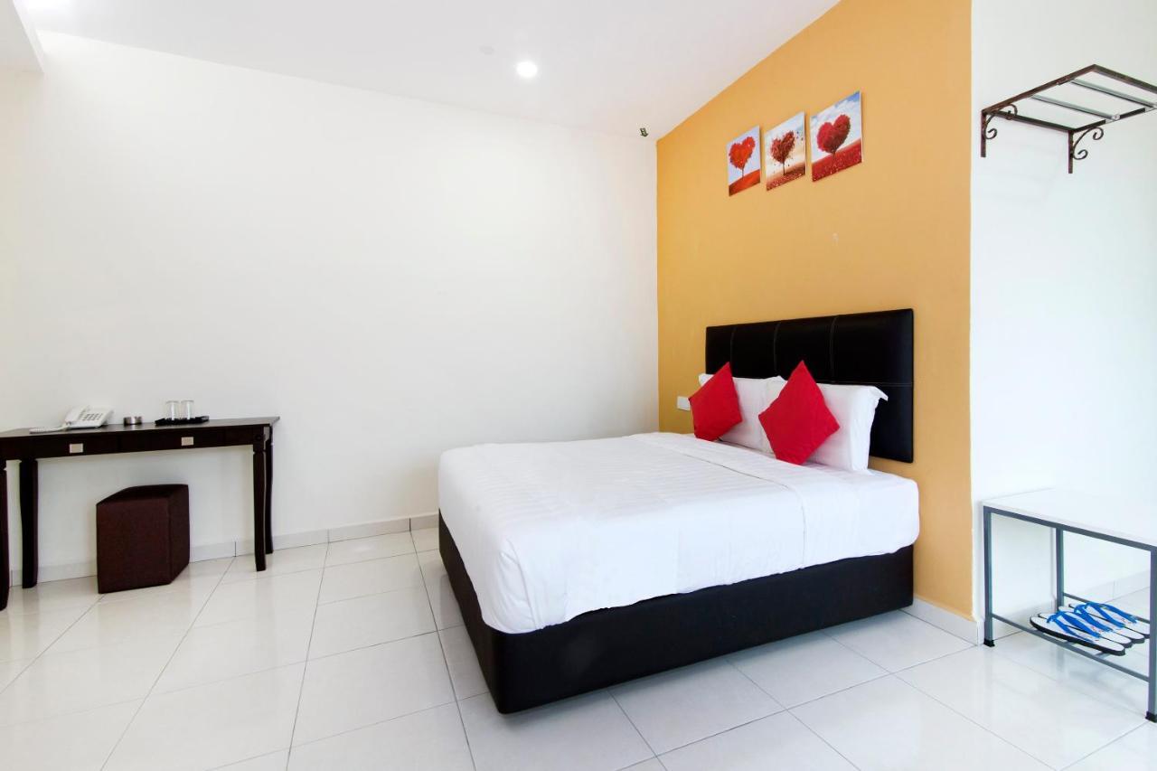 Central Hotel Bahau Экстерьер фото